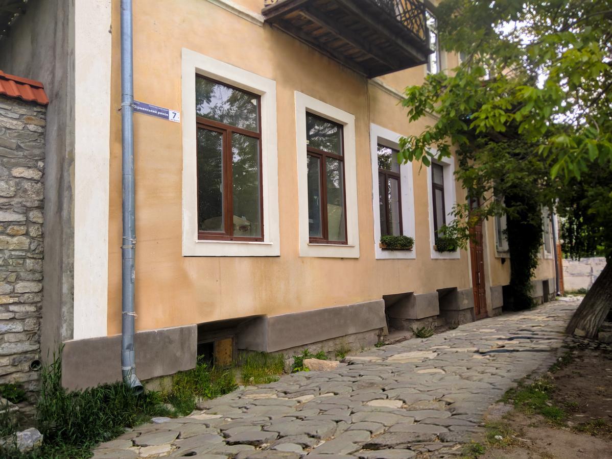 Overture Studio Kamjanyi Potoki Kültér fotó